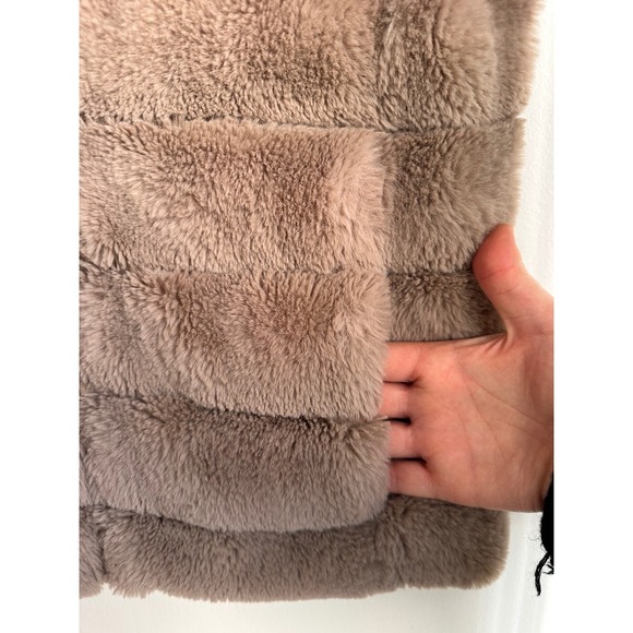 Dylan Los Angeles Faux Fur Vest Zip Front Pockets Women's Size M - Picture 4 of 6